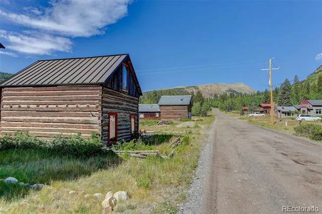 2546 Cr-12 Alma, CO 80440