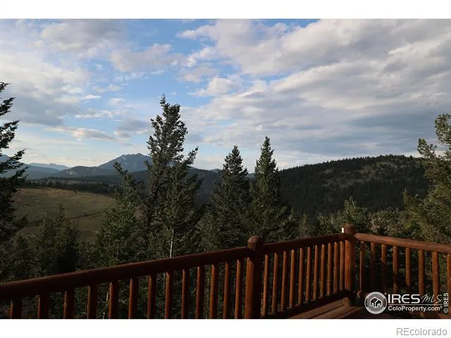 254 Arrowood Drive Lyons, CO 80540