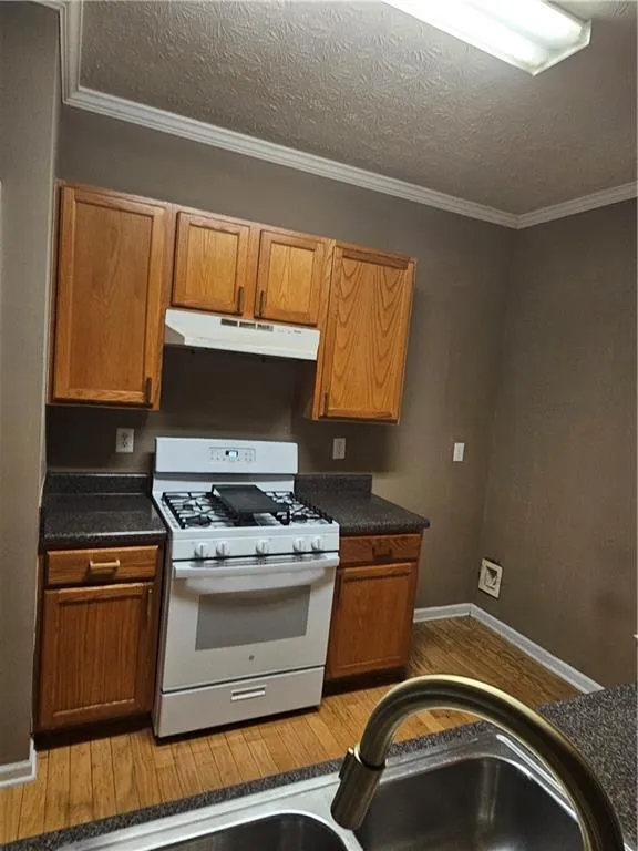 2511 Walden Lake Drive Decatur, GA 30035