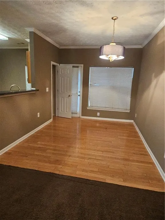 2511 Walden Lake Drive Decatur, GA 30035