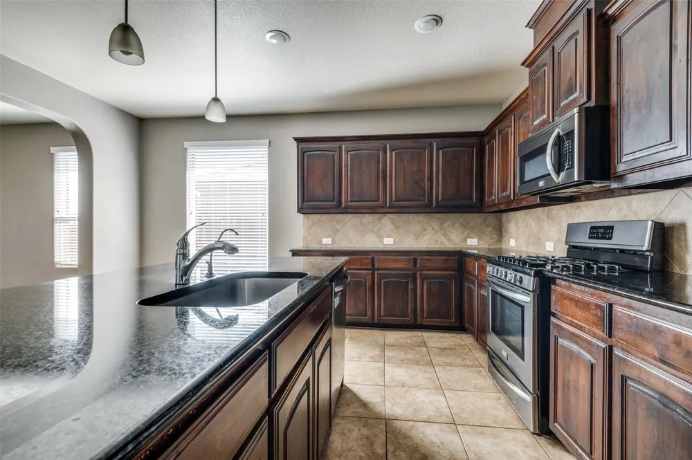 1733 Kachina Lodge Road Fort Worth, TX 76131