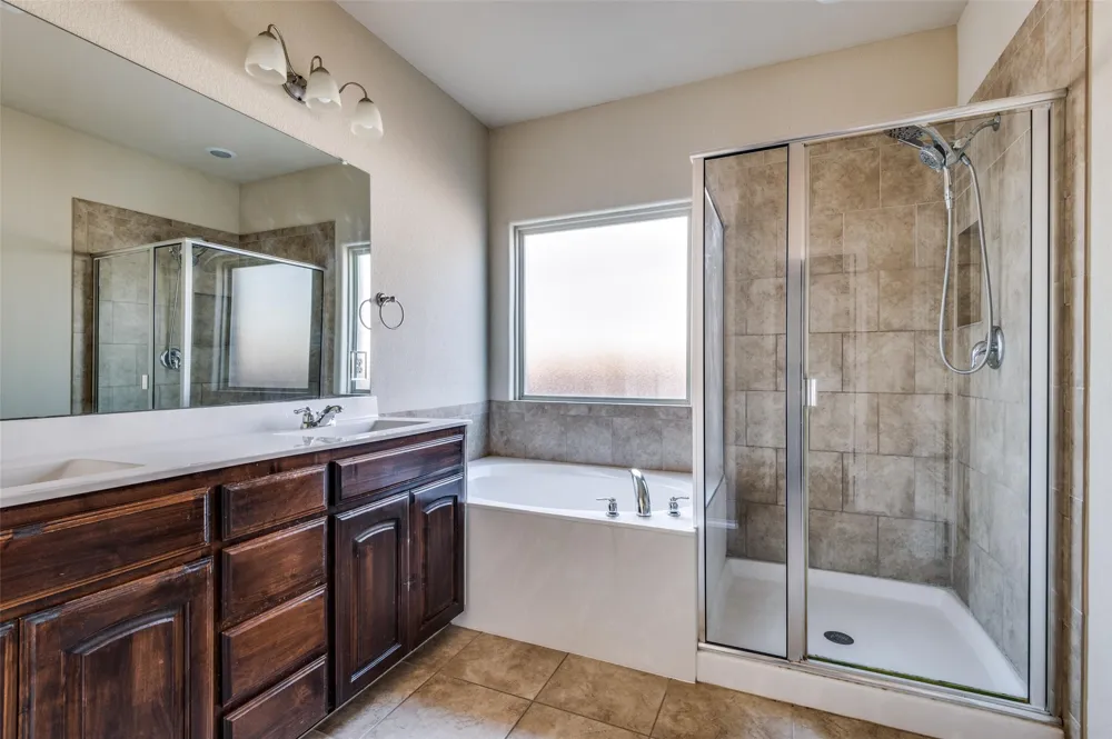 1733 Kachina Lodge Road Fort Worth, TX 76131