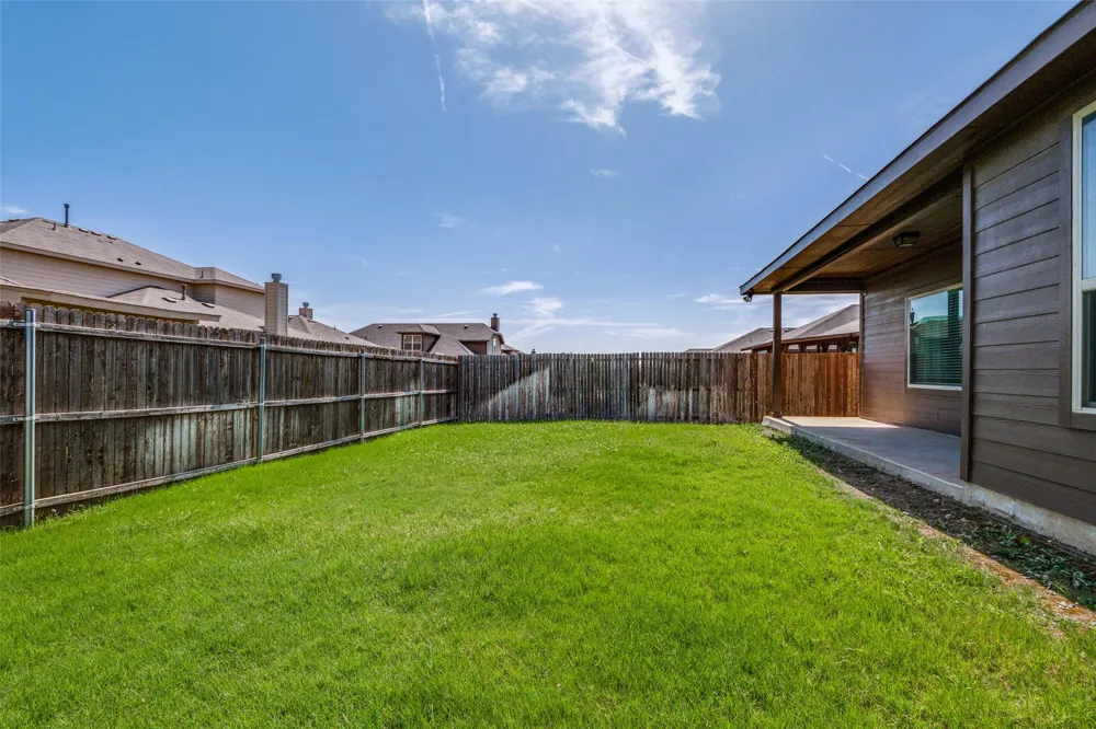 1733 Kachina Lodge Road Fort Worth, TX 76131