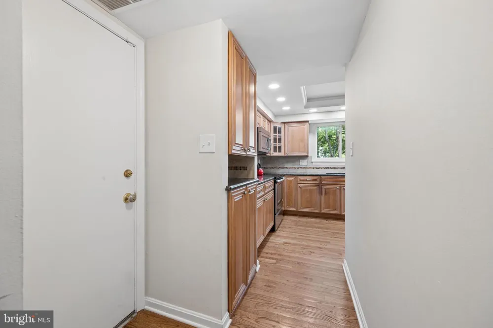 4201 E GELDING LANE Olney, MD 20832