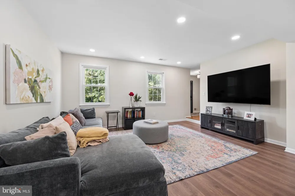4201 E GELDING LANE Olney, MD 20832