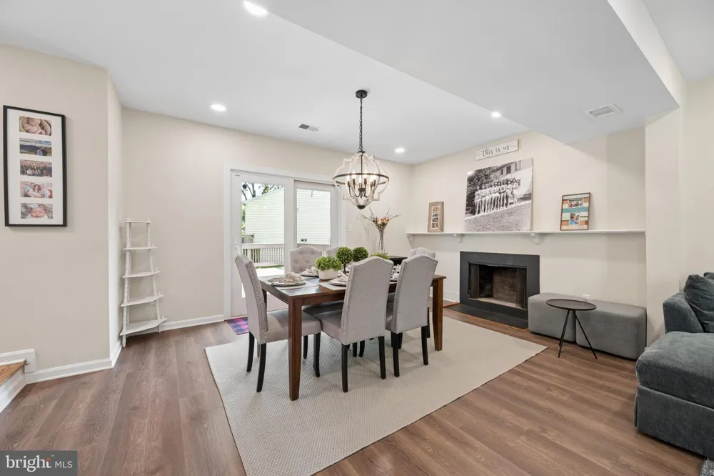 4201 E GELDING LANE Olney, MD 20832
