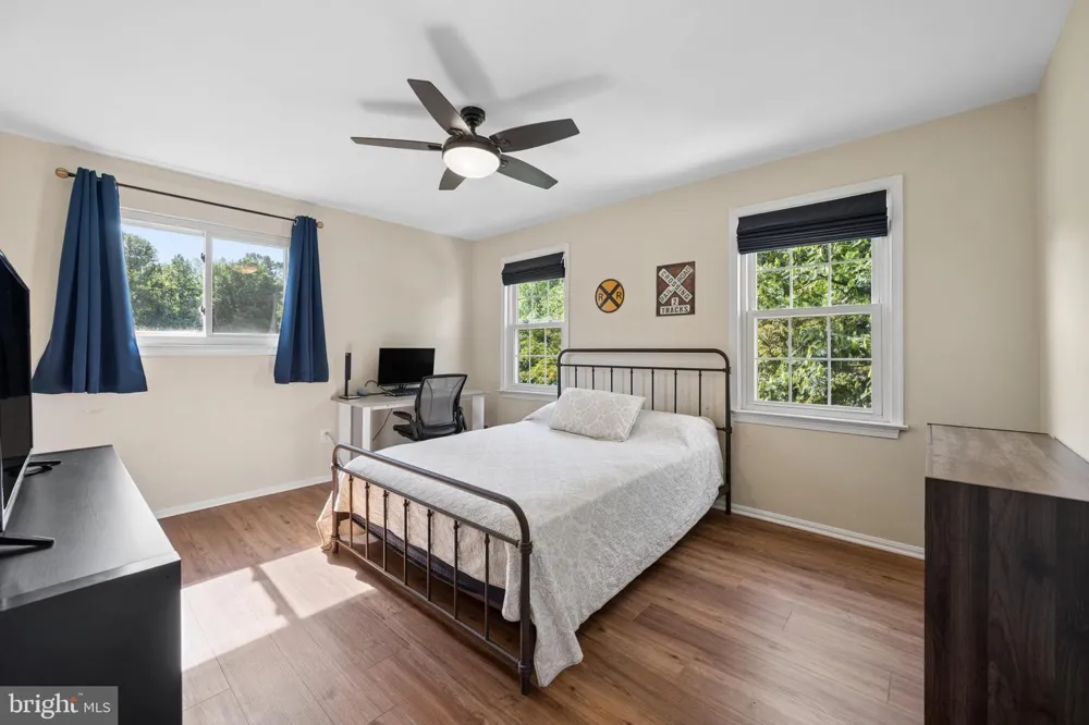 4201 E GELDING LANE Olney, MD 20832
