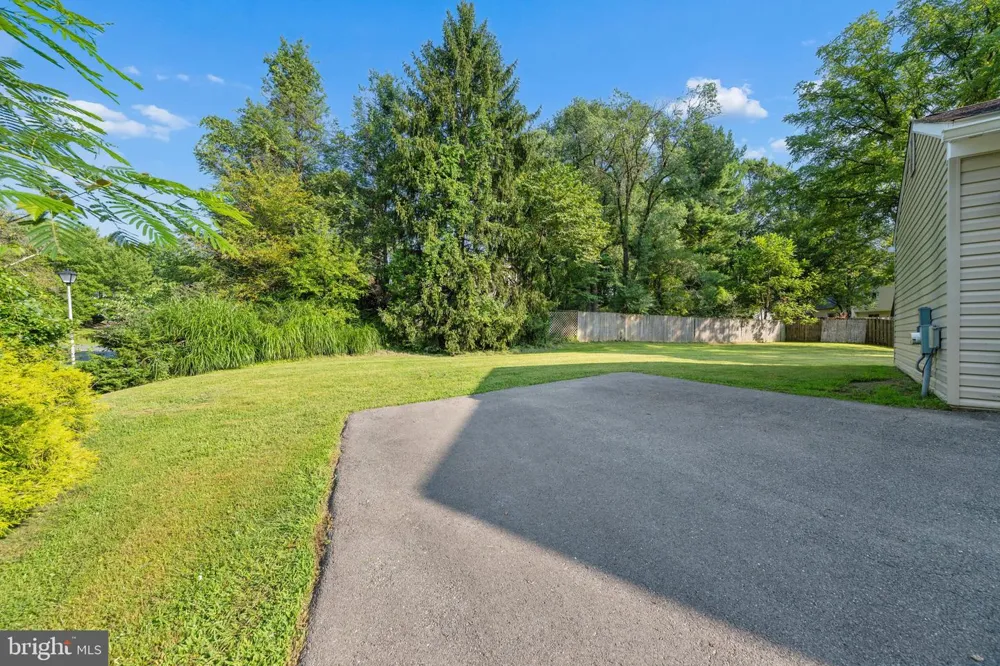 4201 E GELDING LANE Olney, MD 20832