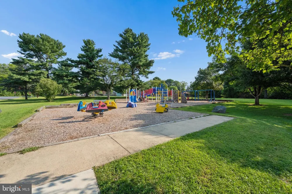 4201 E GELDING LANE Olney, MD 20832