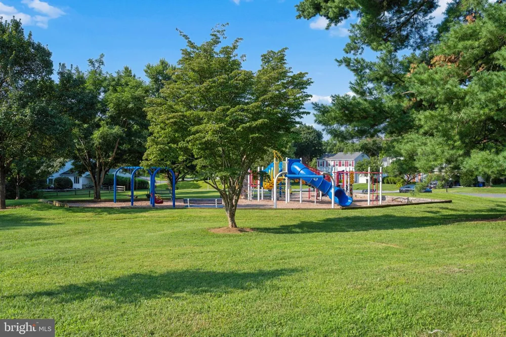 4201 E GELDING LANE Olney, MD 20832