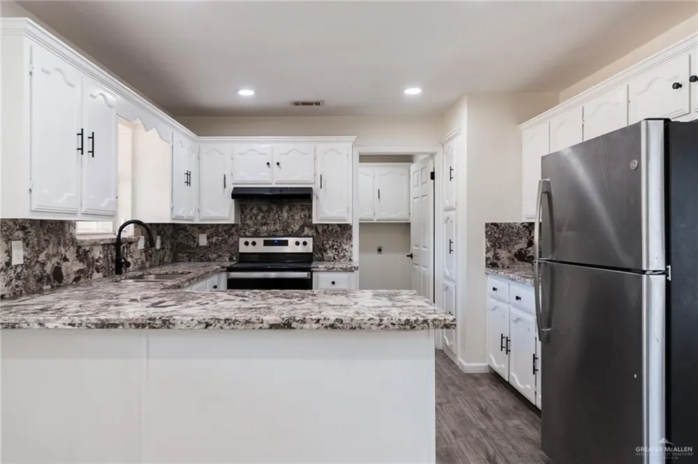2315 E 27th Street Mission, TX 78574