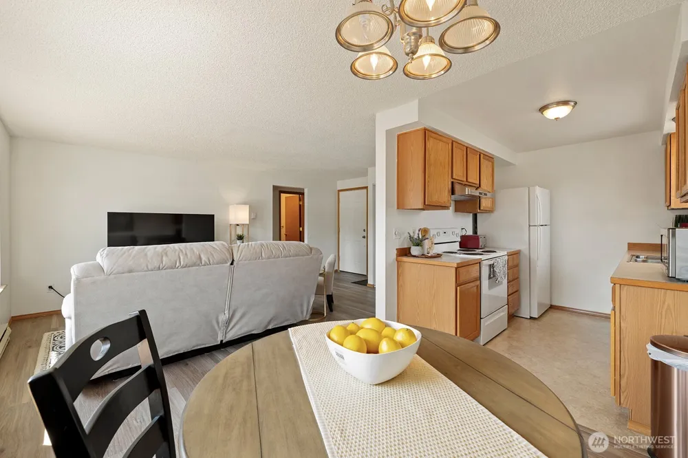 9115 1st Place NE #3 Lake Stevens, WA 98258