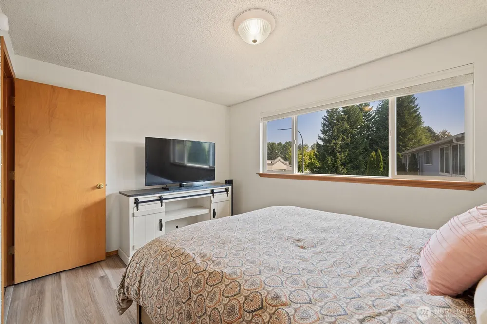 9115 1st Place NE #3 Lake Stevens, WA 98258