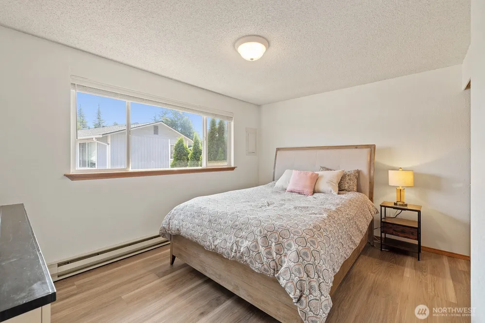 9115 1st Place NE #3 Lake Stevens, WA 98258