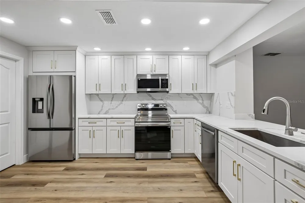 3093 CREST DRIVE Clearwater, FL 33759
