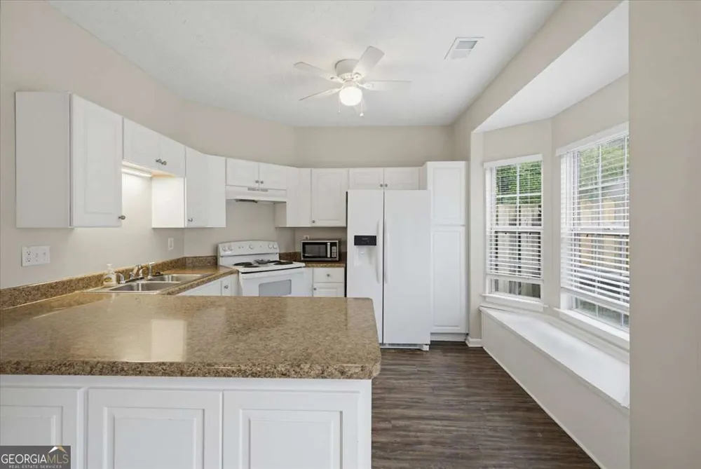 26 Hampton DR Cartersville, GA 30121