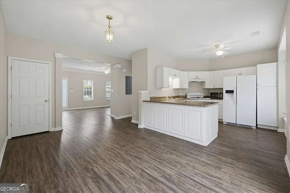 26 Hampton DR Cartersville, GA 30121