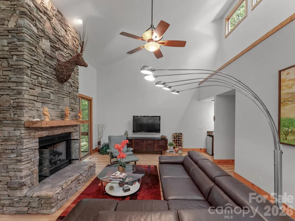 1370 Salola Lane Brevard, NC 28712