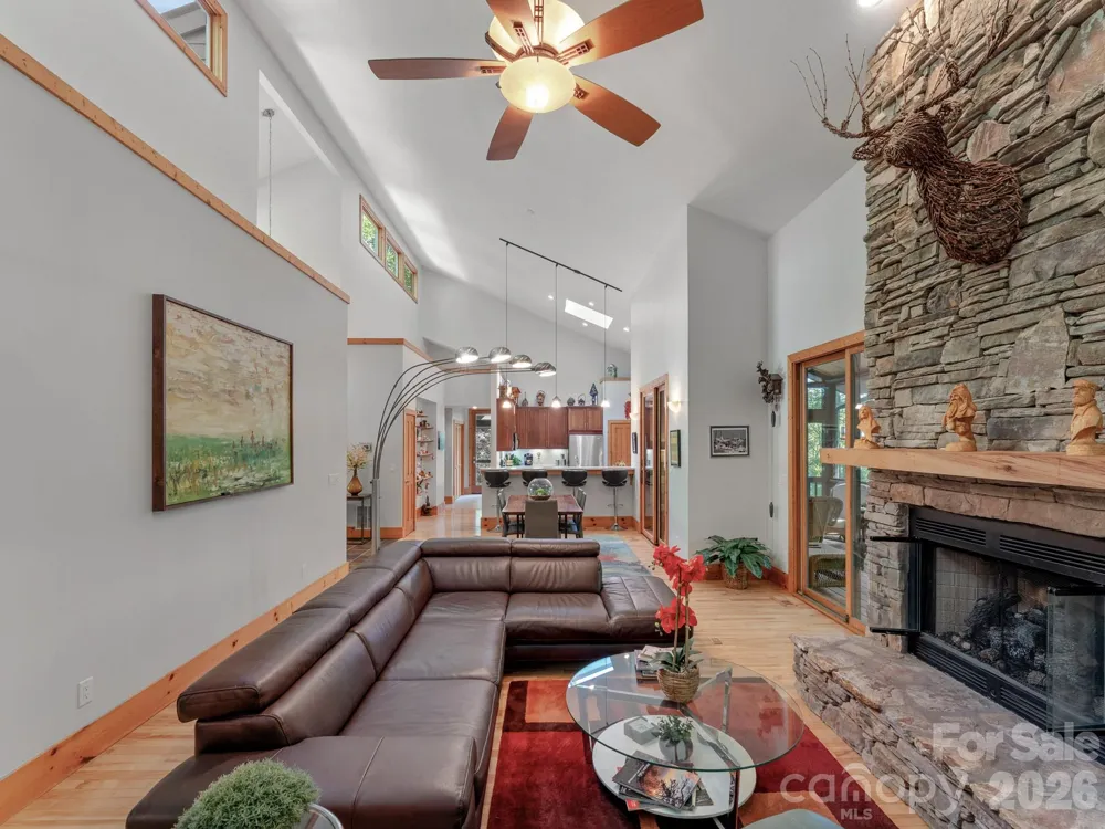 1370 Salola Lane Brevard, NC 28712