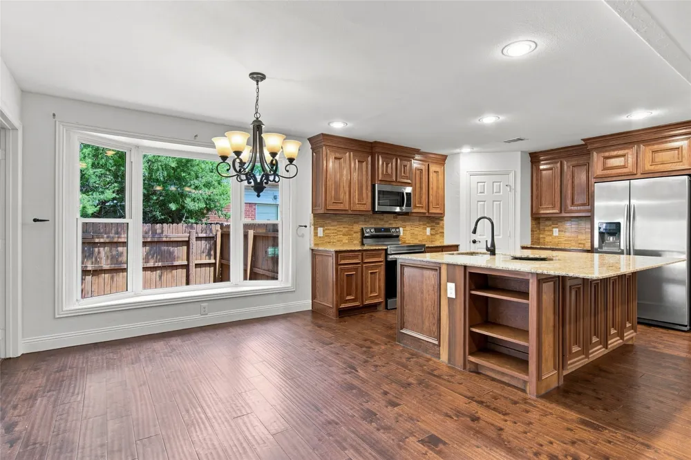 815 National Drive Irving, TX 75060
