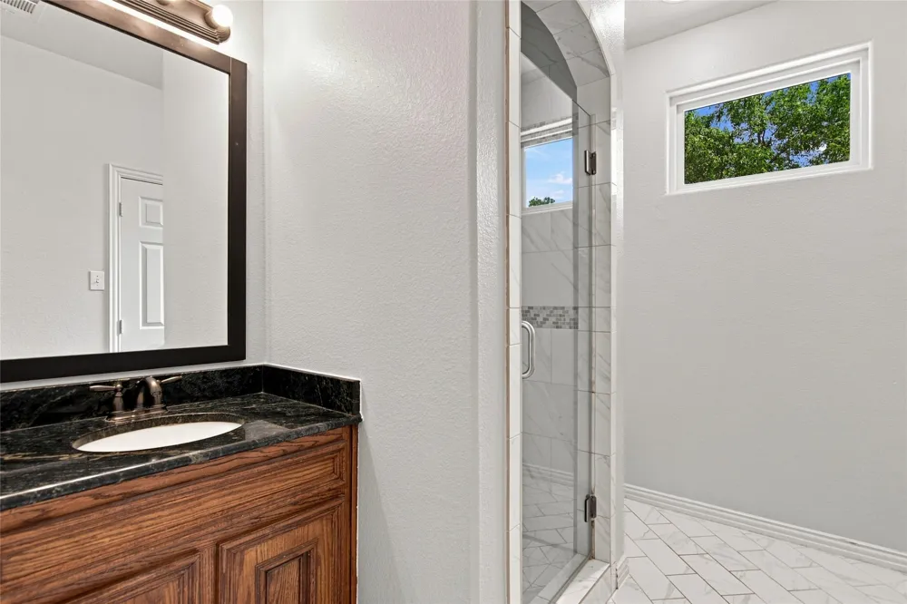 815 National Drive Irving, TX 75060