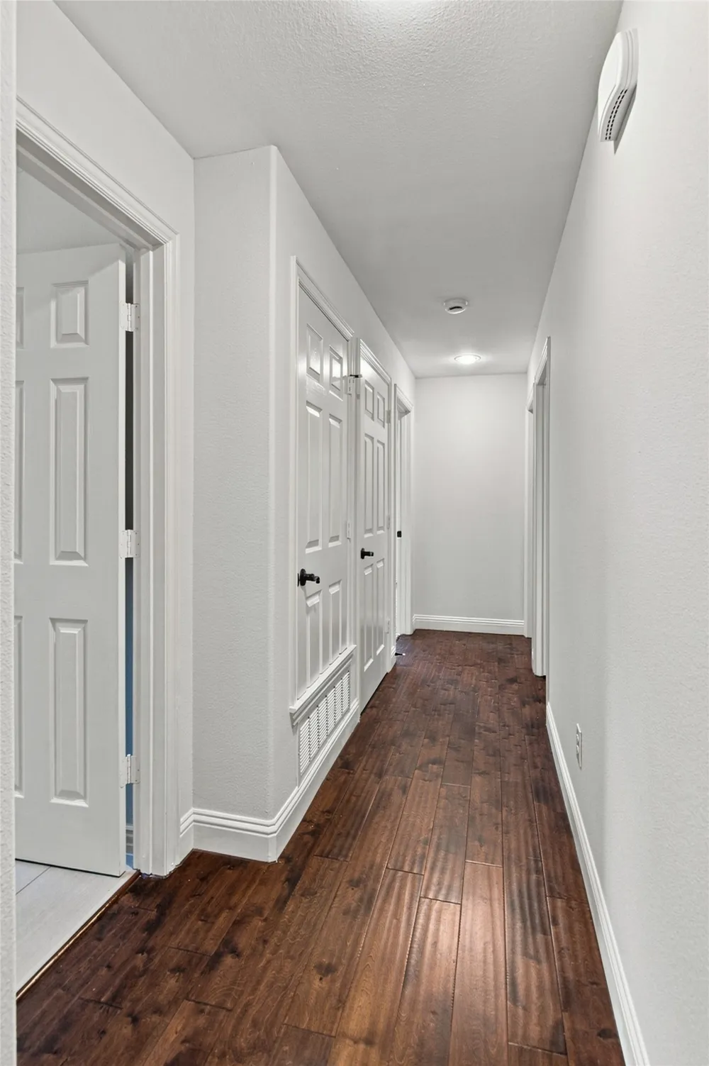 815 National Drive Irving, TX 75060