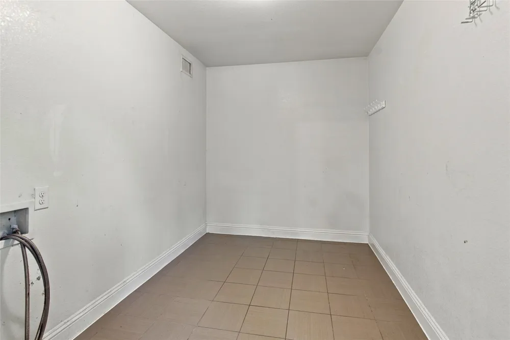 815 National Drive Irving, TX 75060