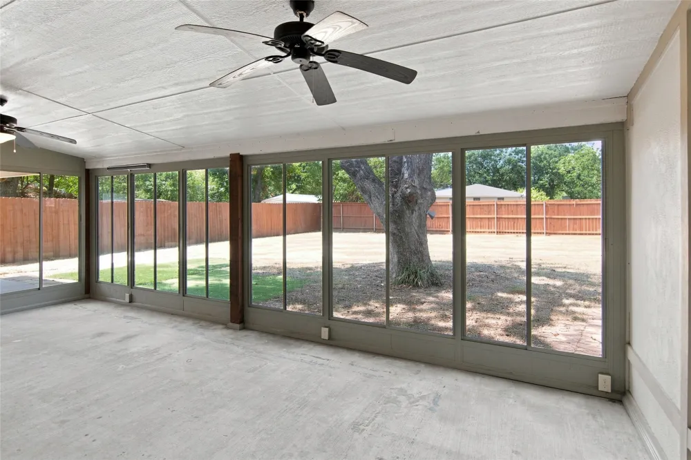 815 National Drive Irving, TX 75060