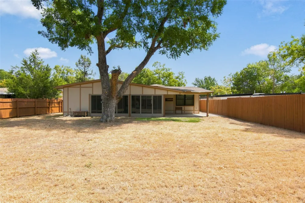 815 National Drive Irving, TX 75060