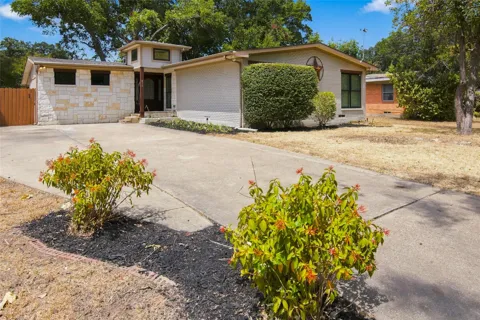 815 National Drive