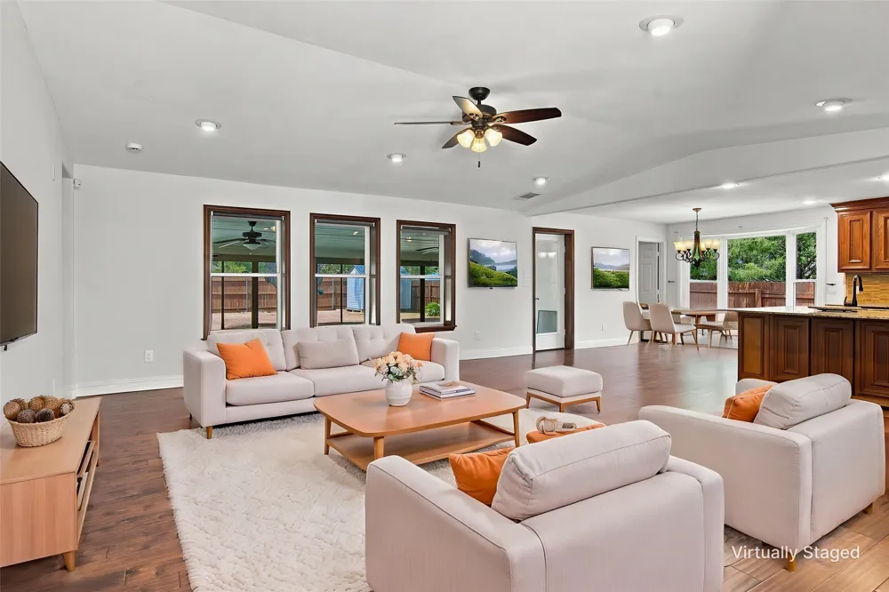 815 National Drive Irving, TX 75060