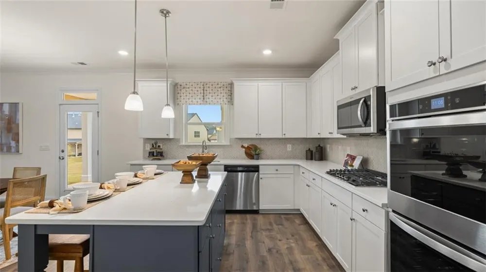 1624 Bernard Court Hampton, GA 30228