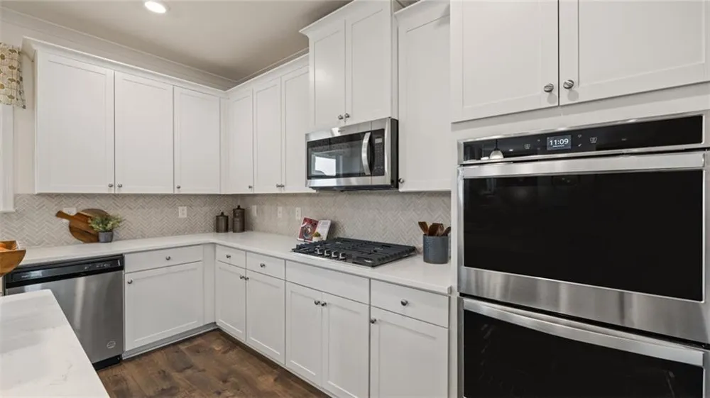 1624 Bernard Court Hampton, GA 30228
