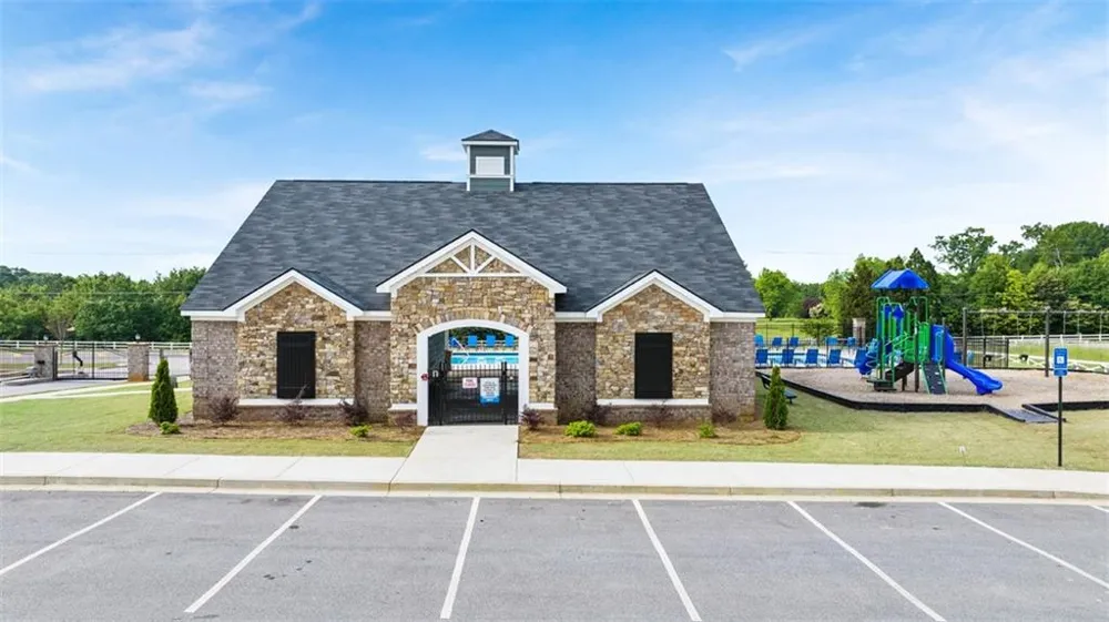 1624 Bernard Court Hampton, GA 30228