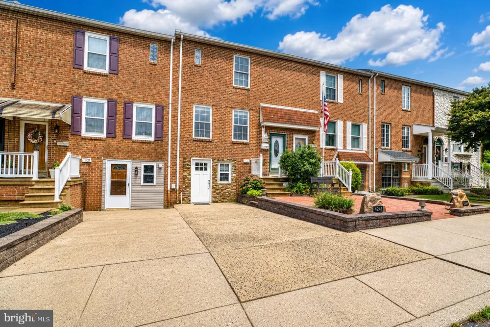 4241 CHALFONT PLACE Philadelphia, PA 19154