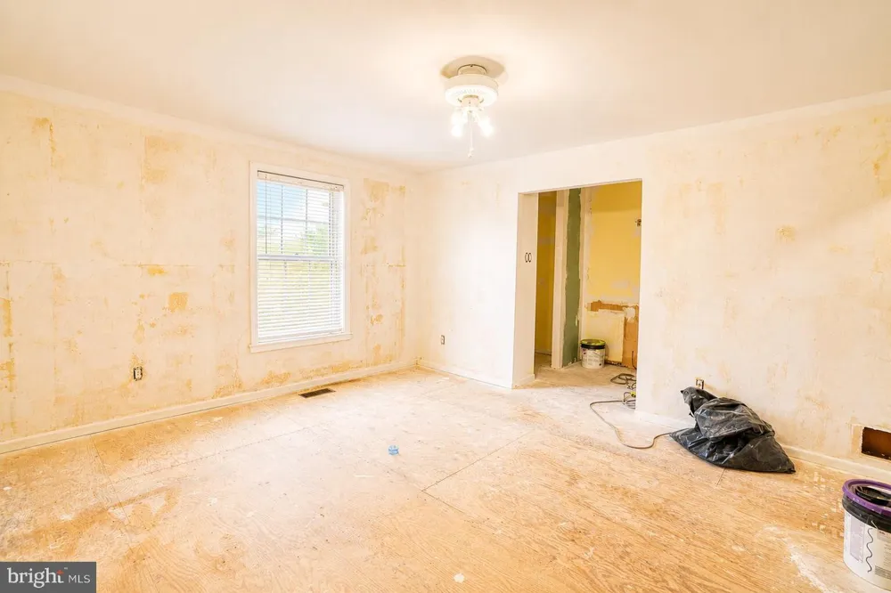 4241 CHALFONT PLACE Philadelphia, PA 19154
