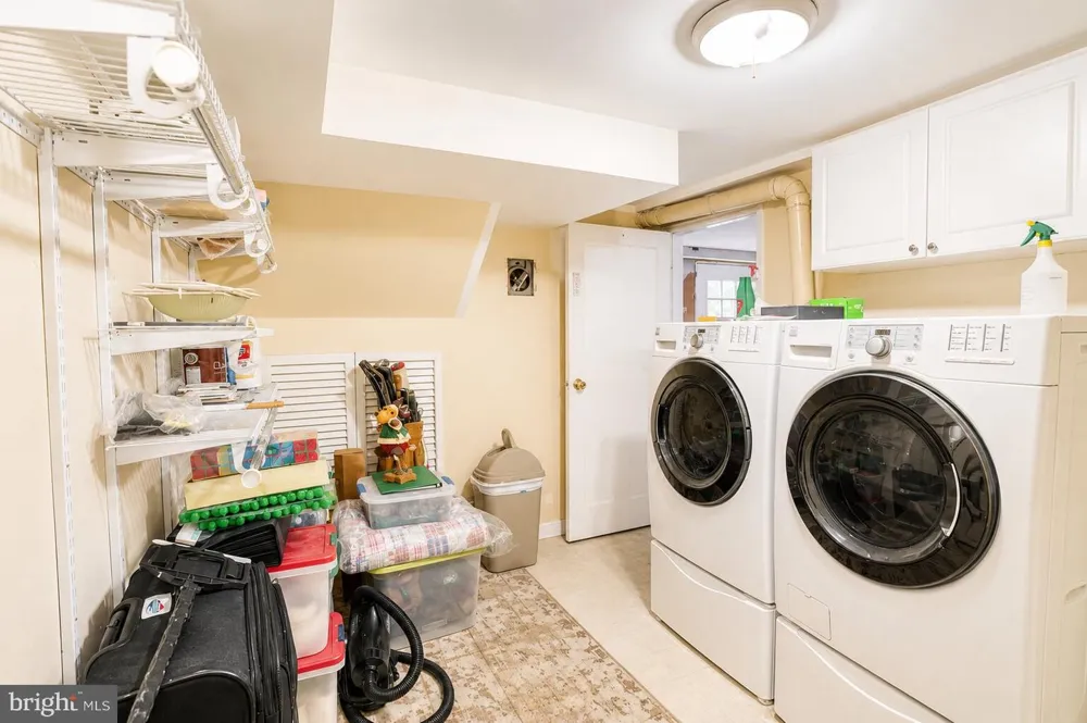 4241 CHALFONT PLACE Philadelphia, PA 19154