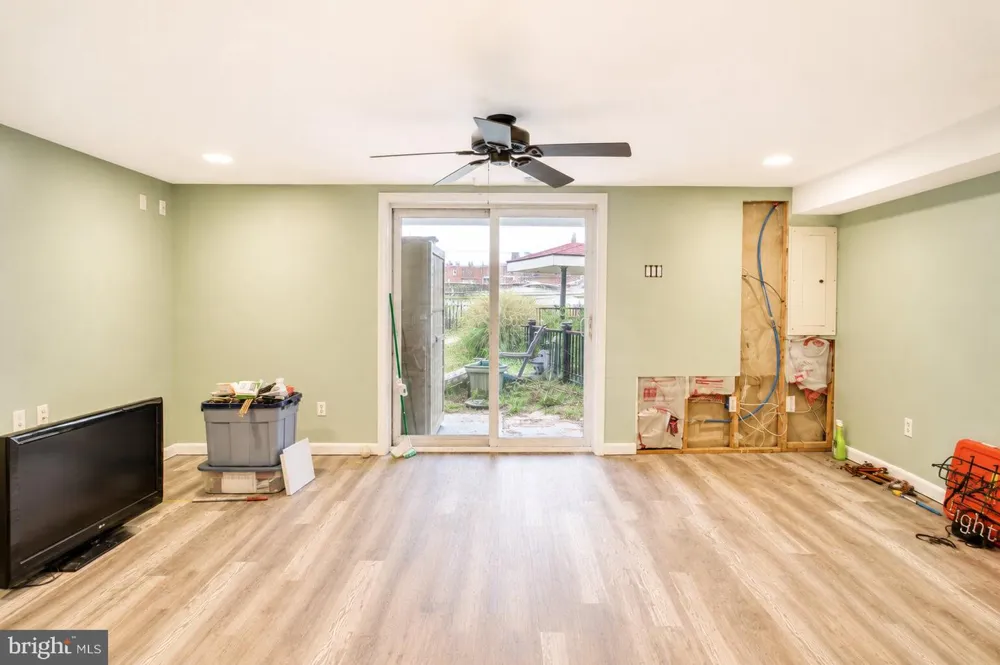 4241 CHALFONT PLACE Philadelphia, PA 19154