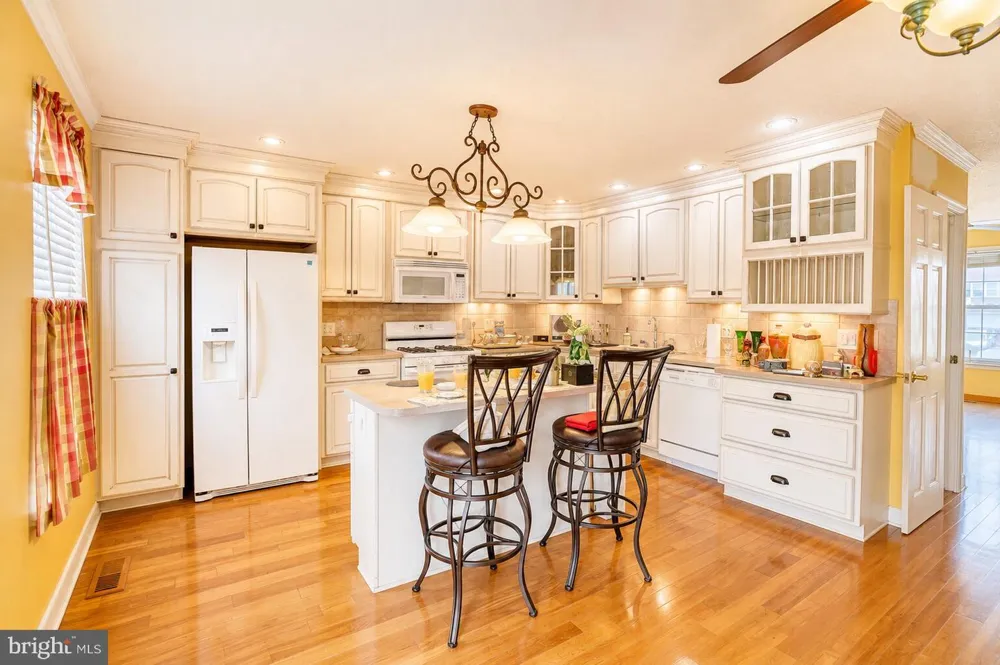 4241 CHALFONT PLACE Philadelphia, PA 19154