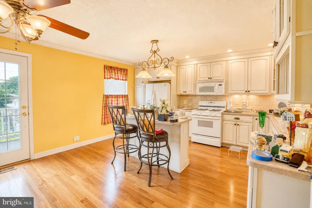4241 CHALFONT PLACE Philadelphia, PA 19154