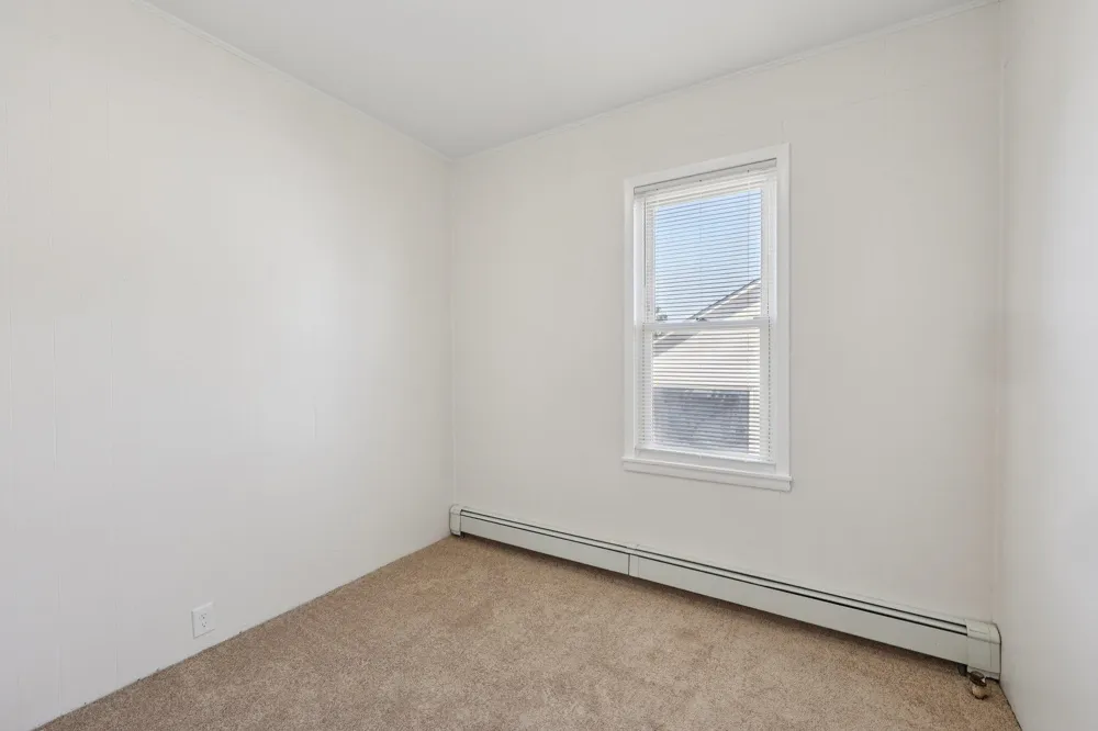153 BANTA AVE Garfield, NJ 07026