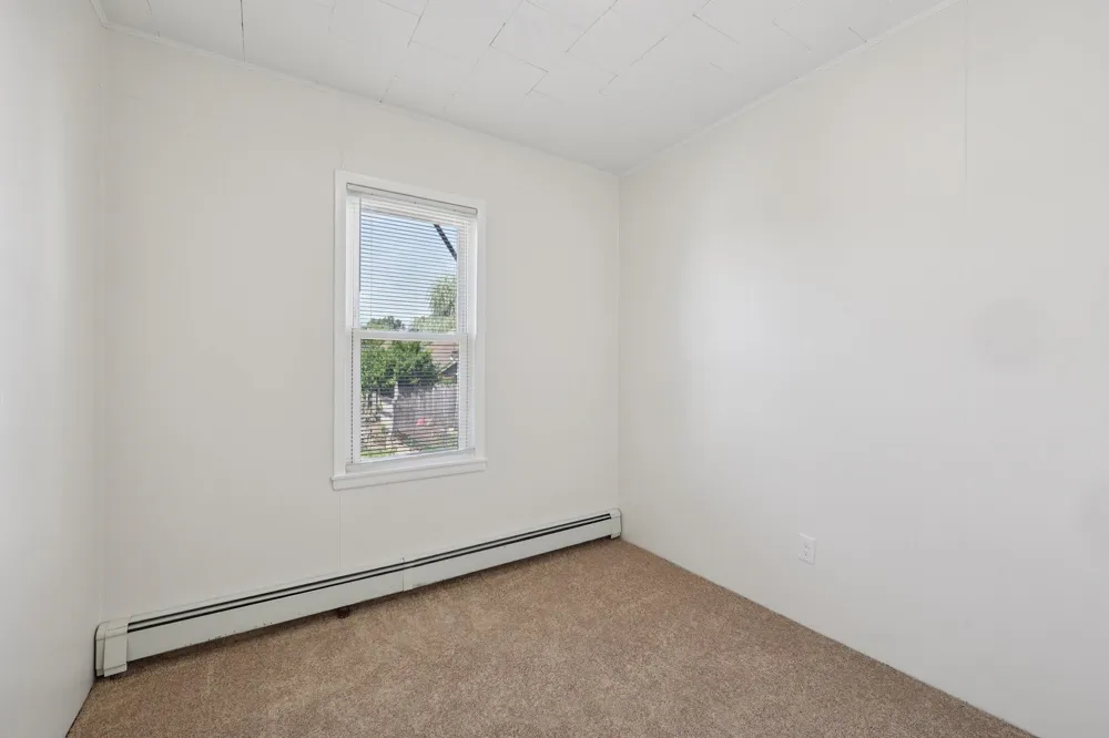 153 BANTA AVE Garfield, NJ 07026