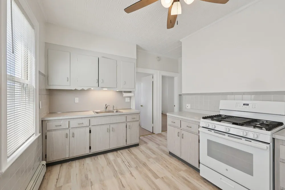 153 BANTA AVE Garfield, NJ 07026