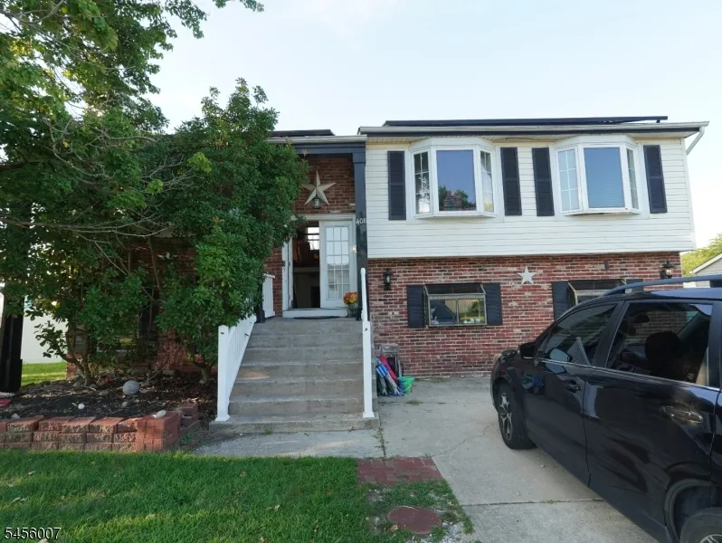 408 Jennifer Ln Monroe, NJ 08094