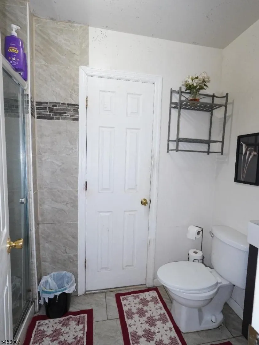 408 Jennifer Ln Monroe, NJ 08094