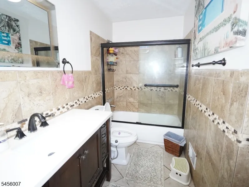 408 Jennifer Ln Monroe, NJ 08094