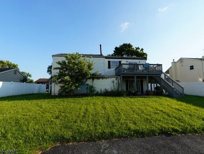 408 Jennifer Ln Monroe, NJ 08094