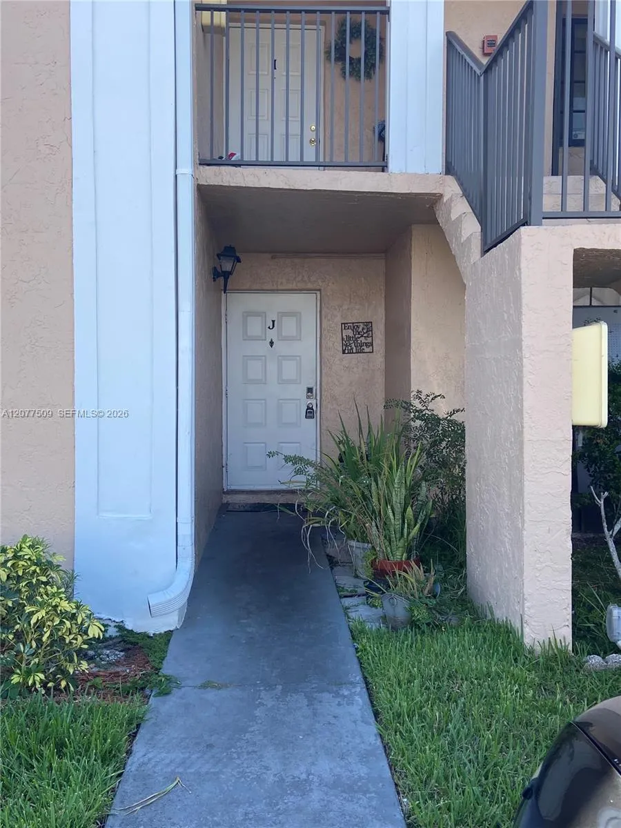 820 Franklin Ave #820J Homestead, FL 33034