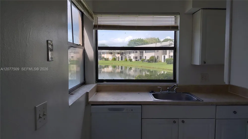 820 Franklin Ave #820J Homestead, FL 33034