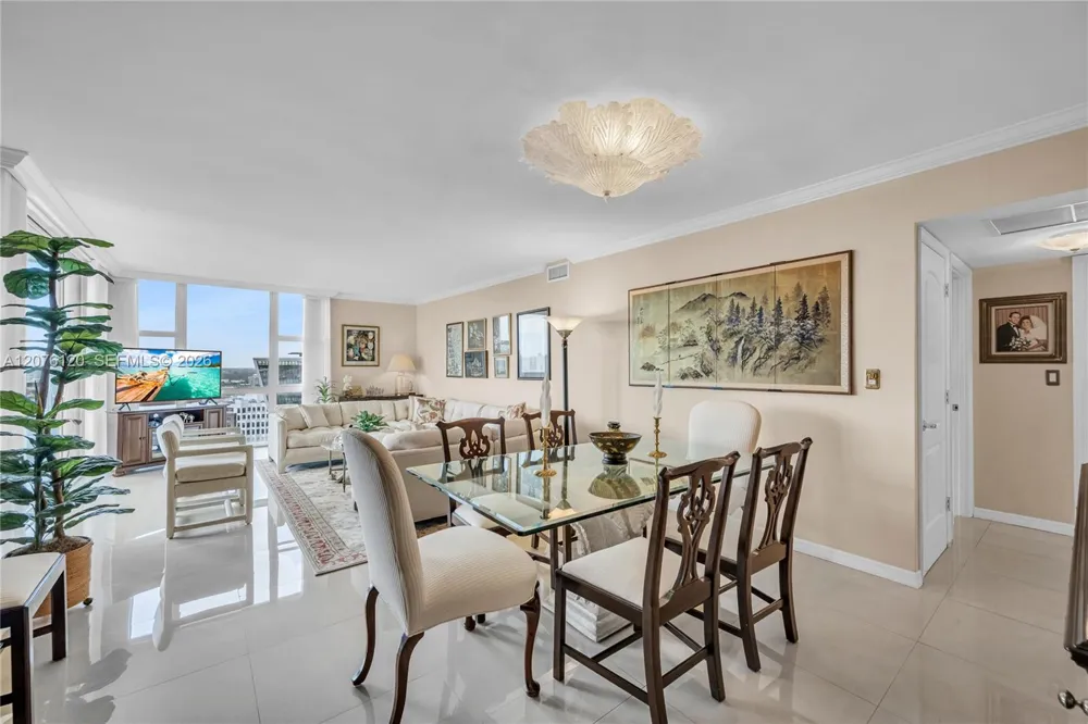 20335 W Country Club Dr #2409 Aventura, FL 33180